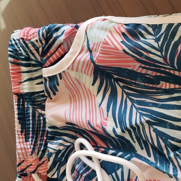 BesserBayTropical Leaves Boardshorts with Drawstring Waist Size XXL - Picture 6 of 12